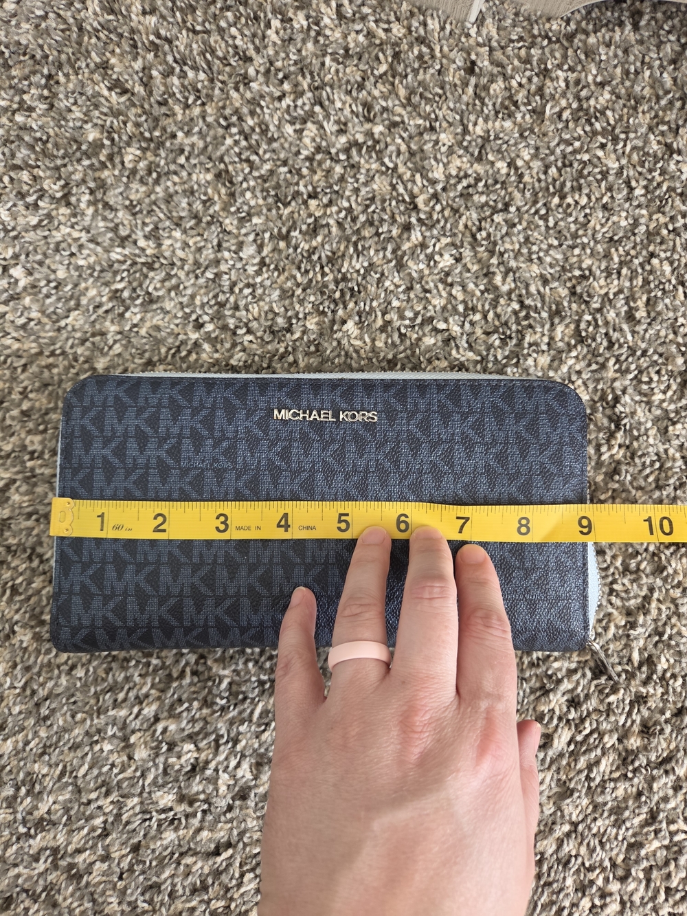 Michael Kors Navy Saffiano Tote with Michael Kors Logo Zip Wallet. #SW - Picture 5 of 16